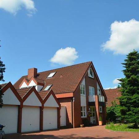 Gaestehaus Vigliarolo Gewerblich Jedes Zimmer Eigenes Bad Gemeinschaftskueche Elmshorn Exterior photo